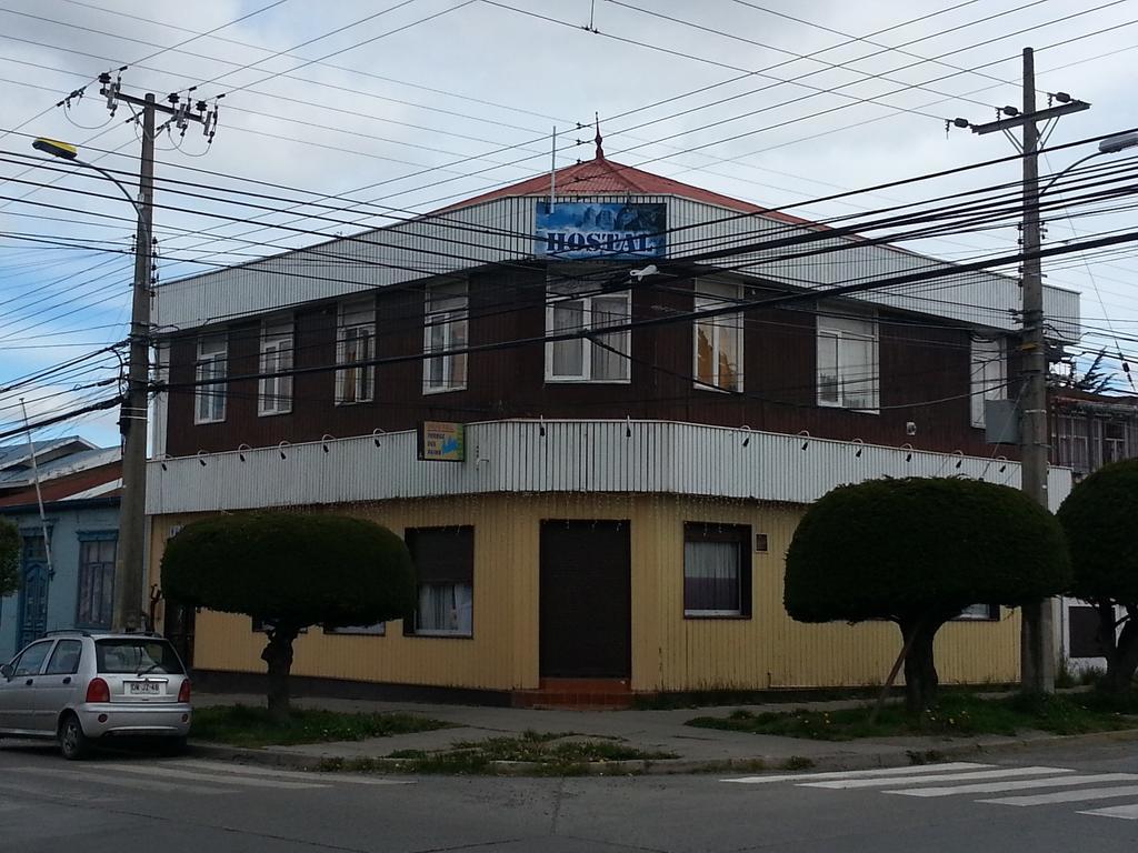 Hostal Torres Del Paine ปุนตาอาเรนาส ภายนอก รูปภาพ