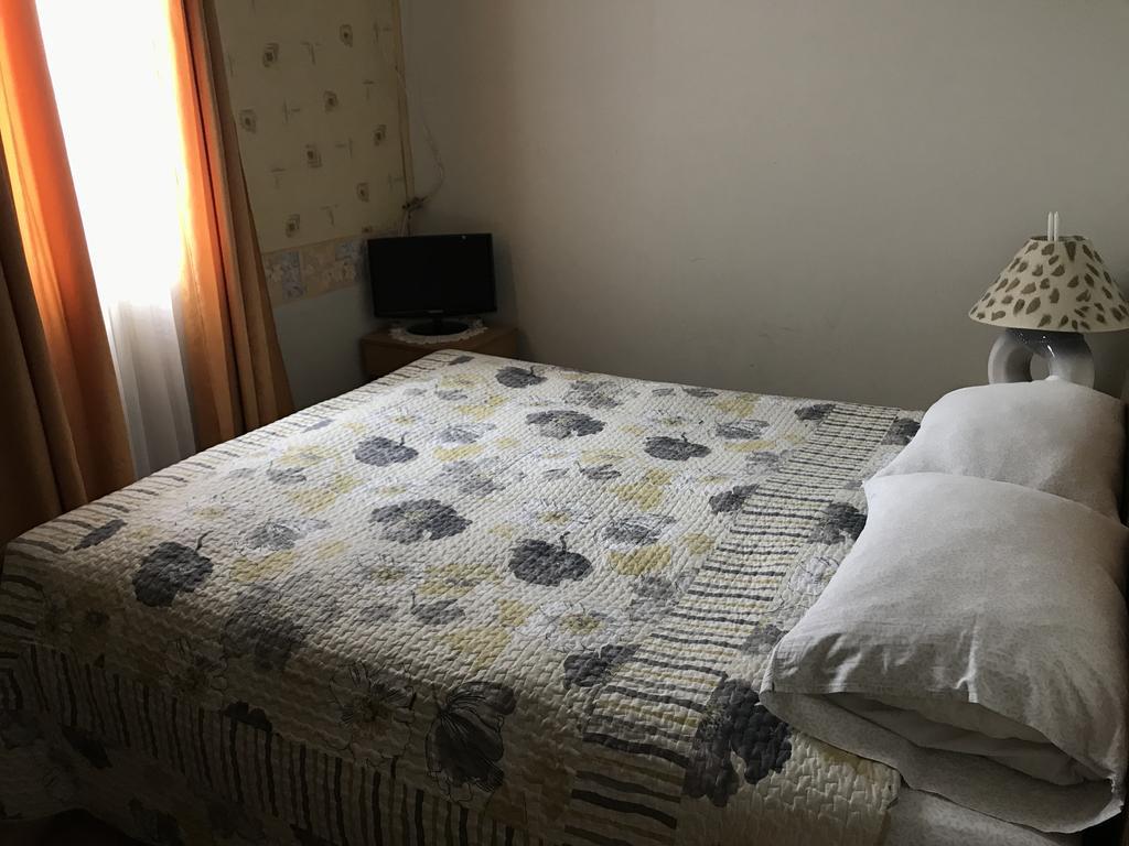 Hostal Torres Del Paine ปุนตาอาเรนาส ภายนอก รูปภาพ