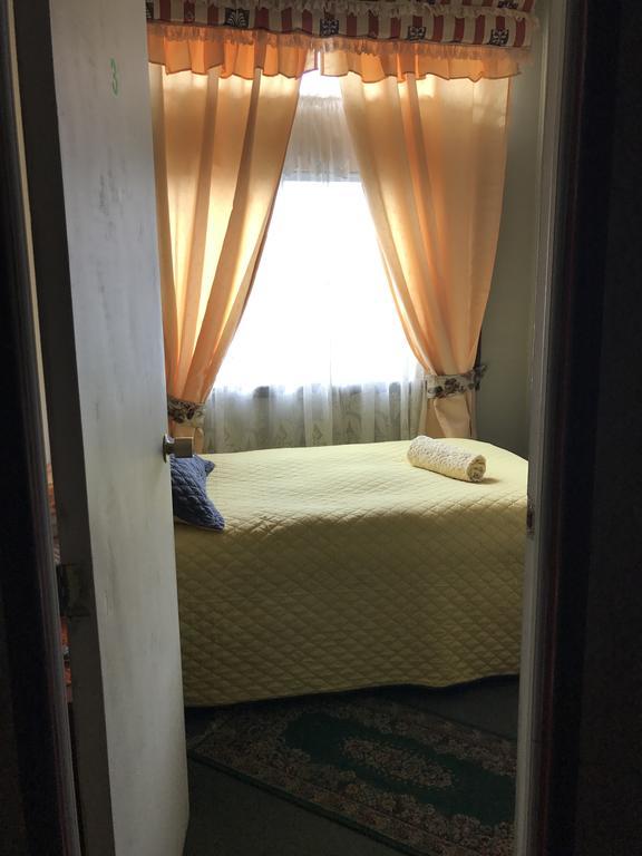 Hostal Torres Del Paine ปุนตาอาเรนาส ภายนอก รูปภาพ