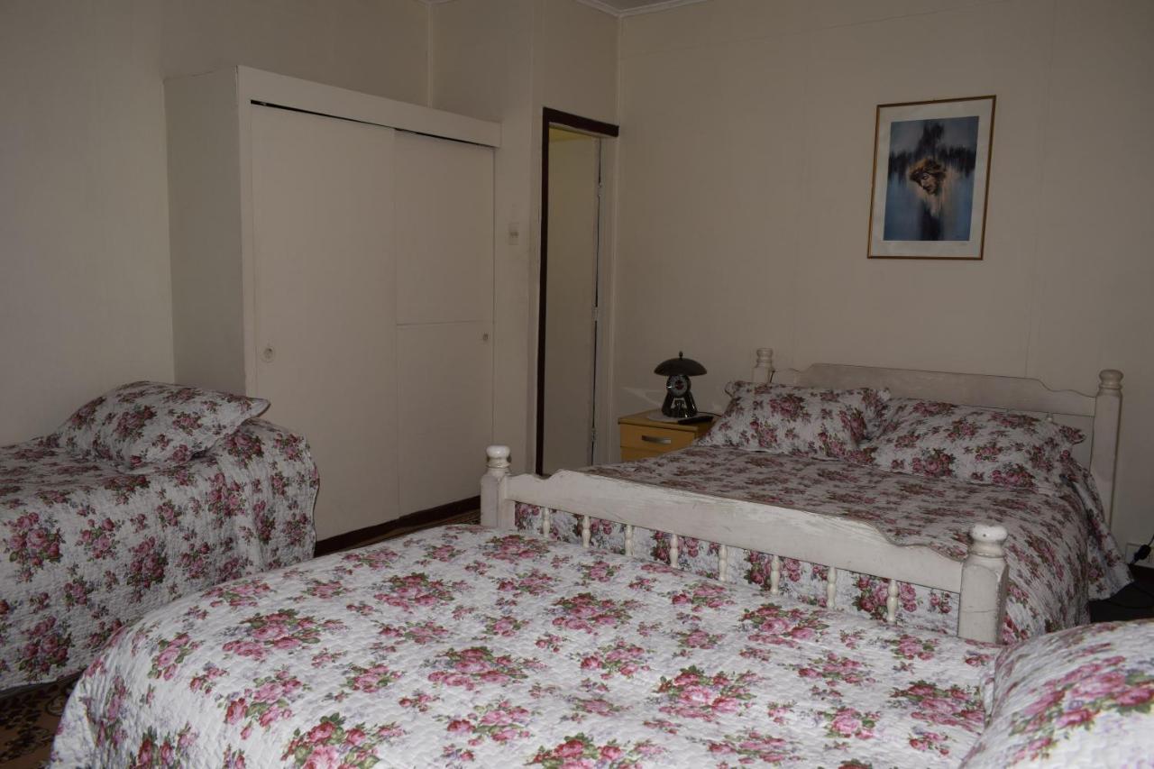 Hostal Torres Del Paine ปุนตาอาเรนาส ภายนอก รูปภาพ
