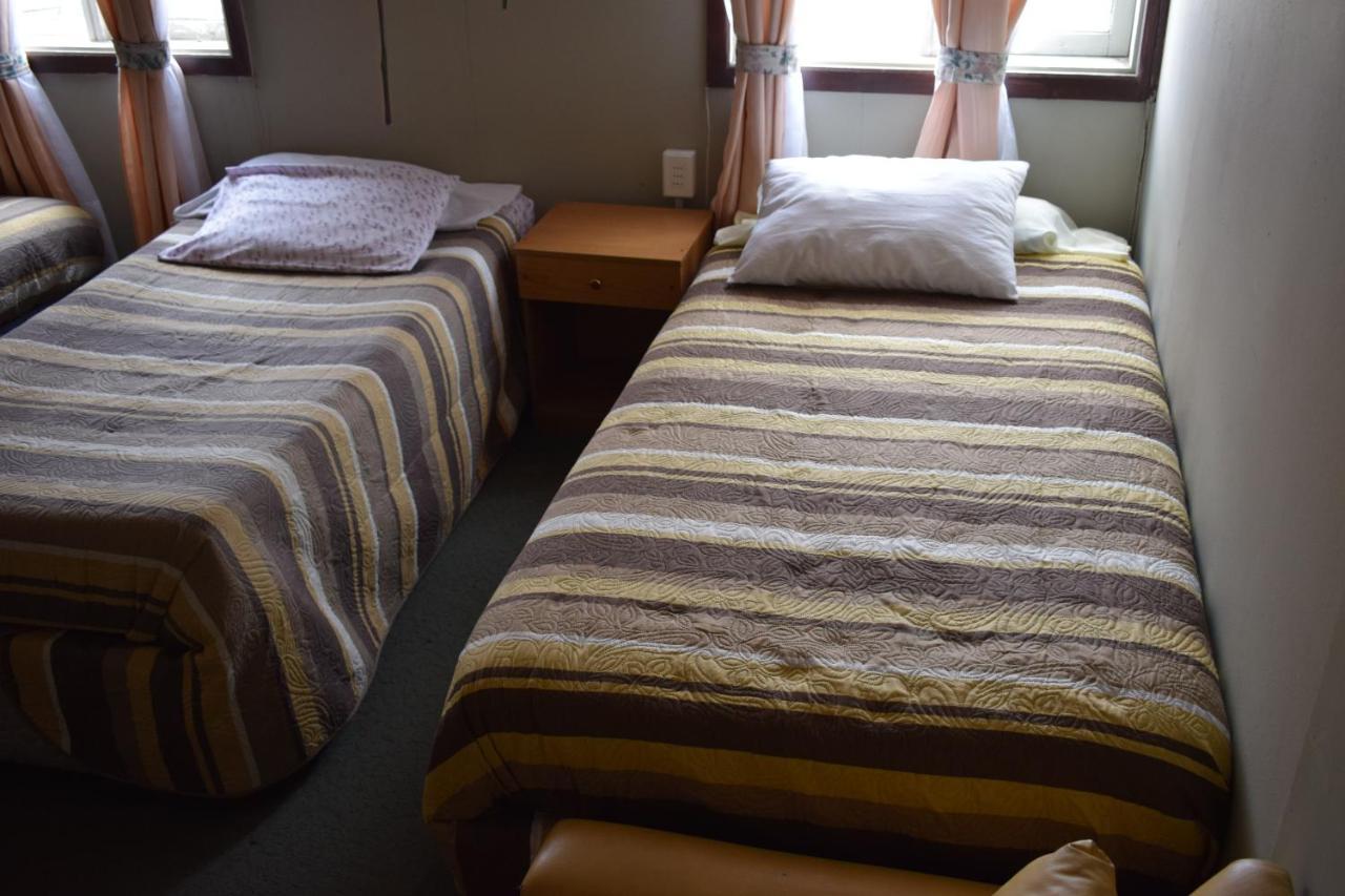 Hostal Torres Del Paine ปุนตาอาเรนาส ภายนอก รูปภาพ