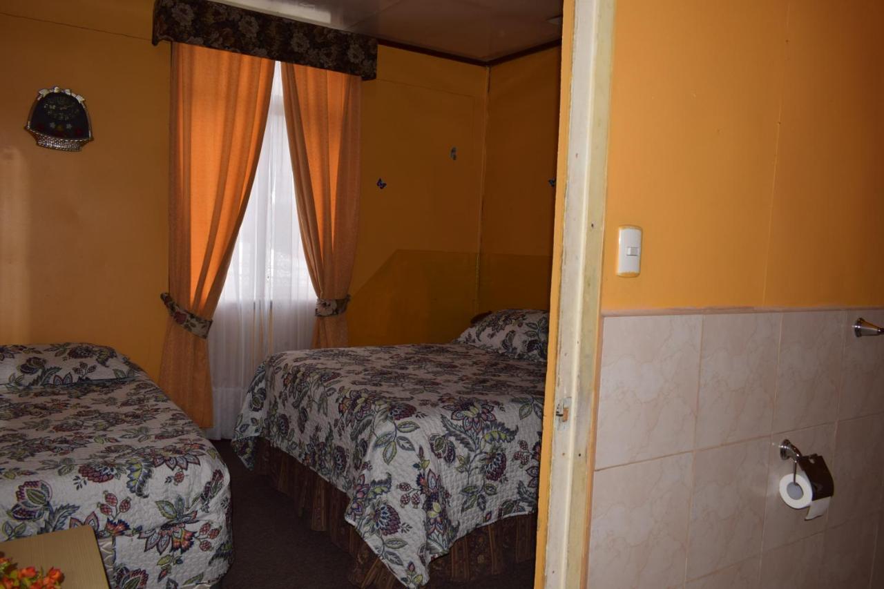 Hostal Torres Del Paine ปุนตาอาเรนาส ภายนอก รูปภาพ